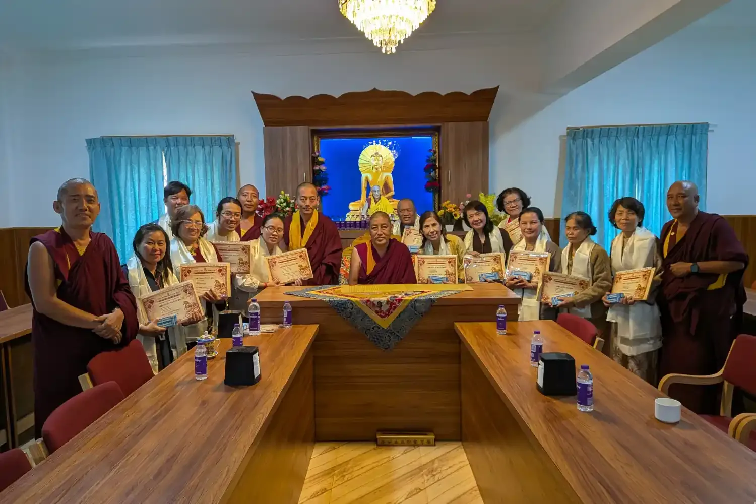 རྫོང་དཀར་ཆོས་སྡེ།